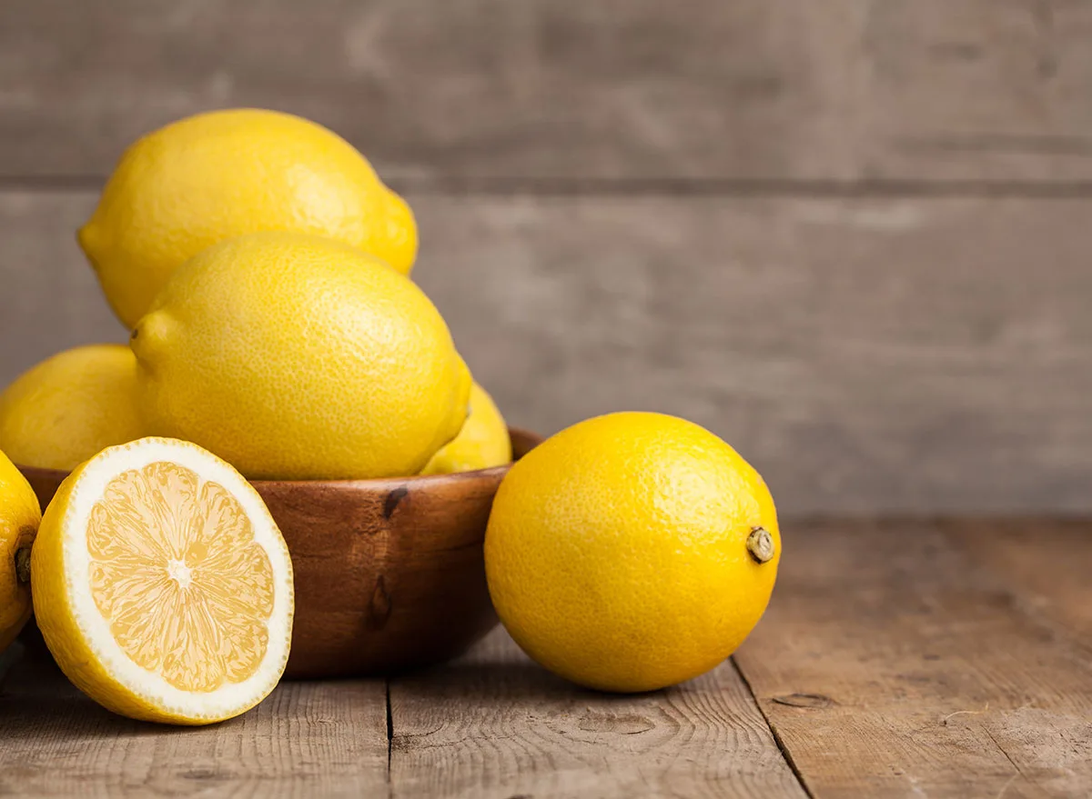  فایده لیمو ترش برای سلامت و زیبایی