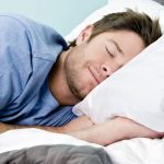 چگونه در خواب لاغر شویم؟ 6 راه کاهش وزن با خوابیدن
